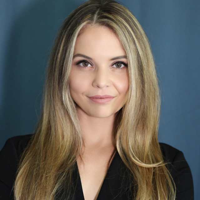 Nicolette Roux